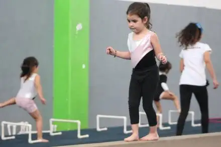 Cecufid Michoacán formando talentos infantiles en Gimnasia Artística   